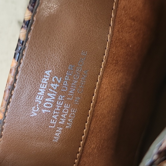 NWT VINCE CAMUTO JEMERIA LEATHER BOOTS - Picture 7 of 13